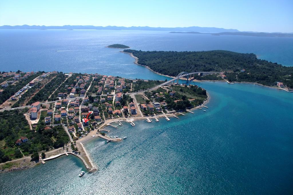 Apartments Mare Ždrelac Chambre photo